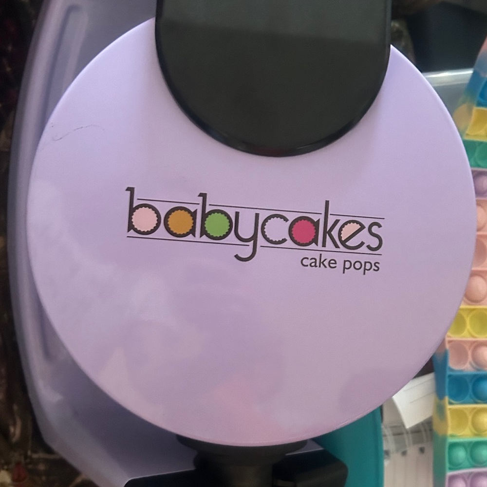 Babycakes Cake Pop Maker in Purple